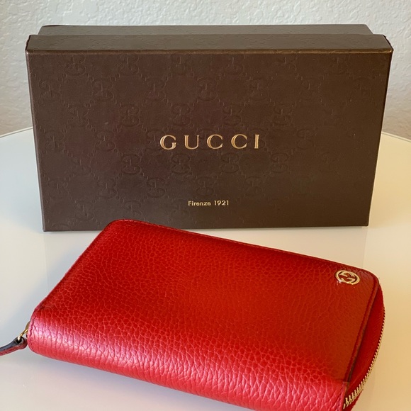 Authentic Gucci Wallet Zip Red Pebbled Leather GG - Picture 2 of 13